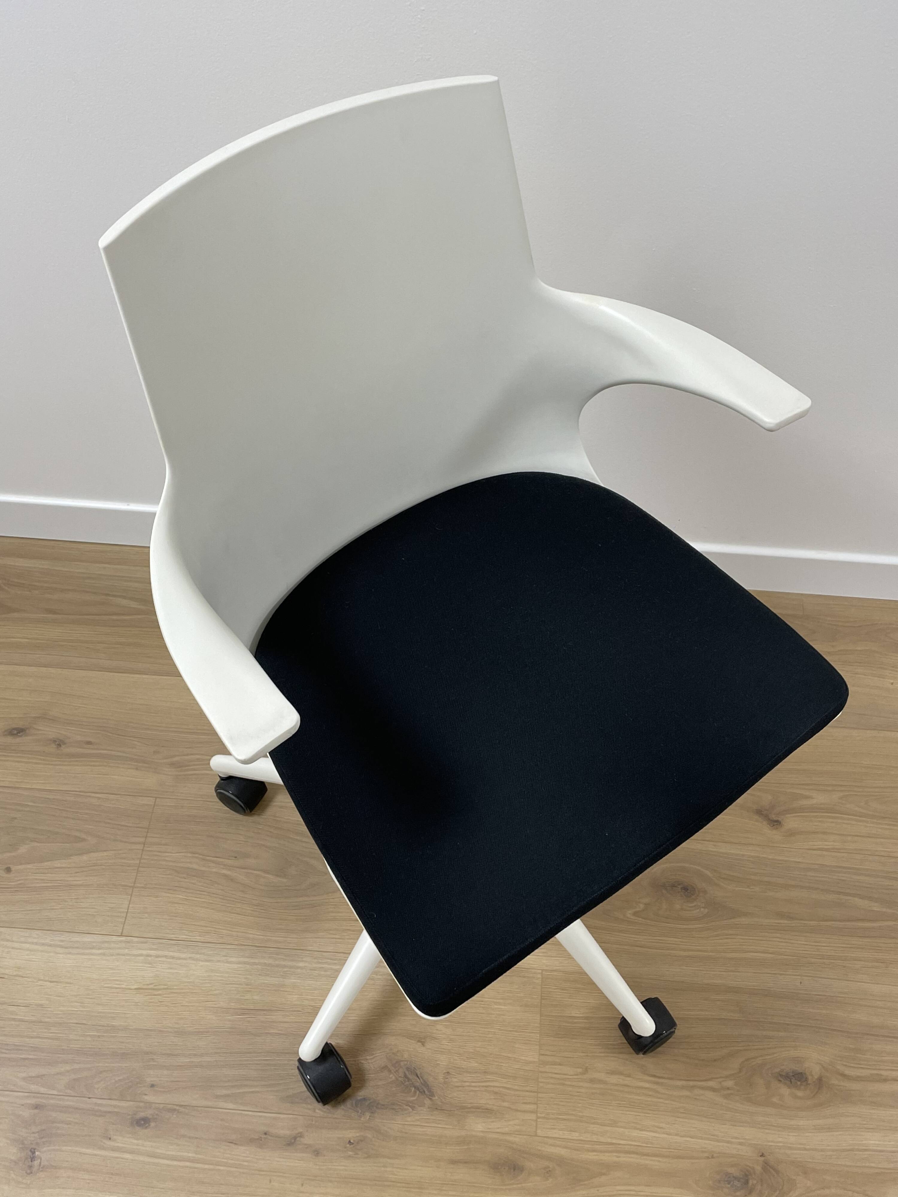 Spoon vintage office chair by Kartell