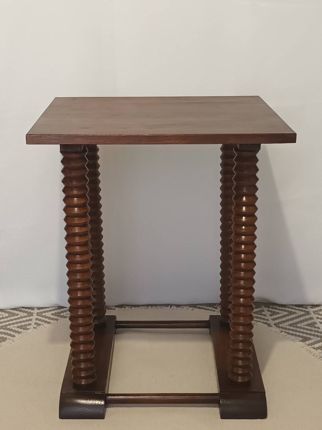 Table d'appoint attribuée à Charles Dudouyt XXème