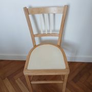 Chaise bois relookée beige porcelaine