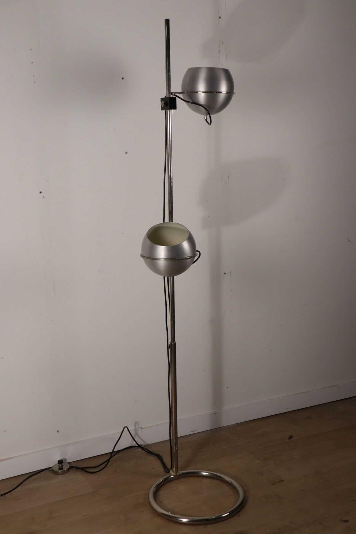 Vintage "Eyeball" floor lamp by Goffredo Reggiani - 1970