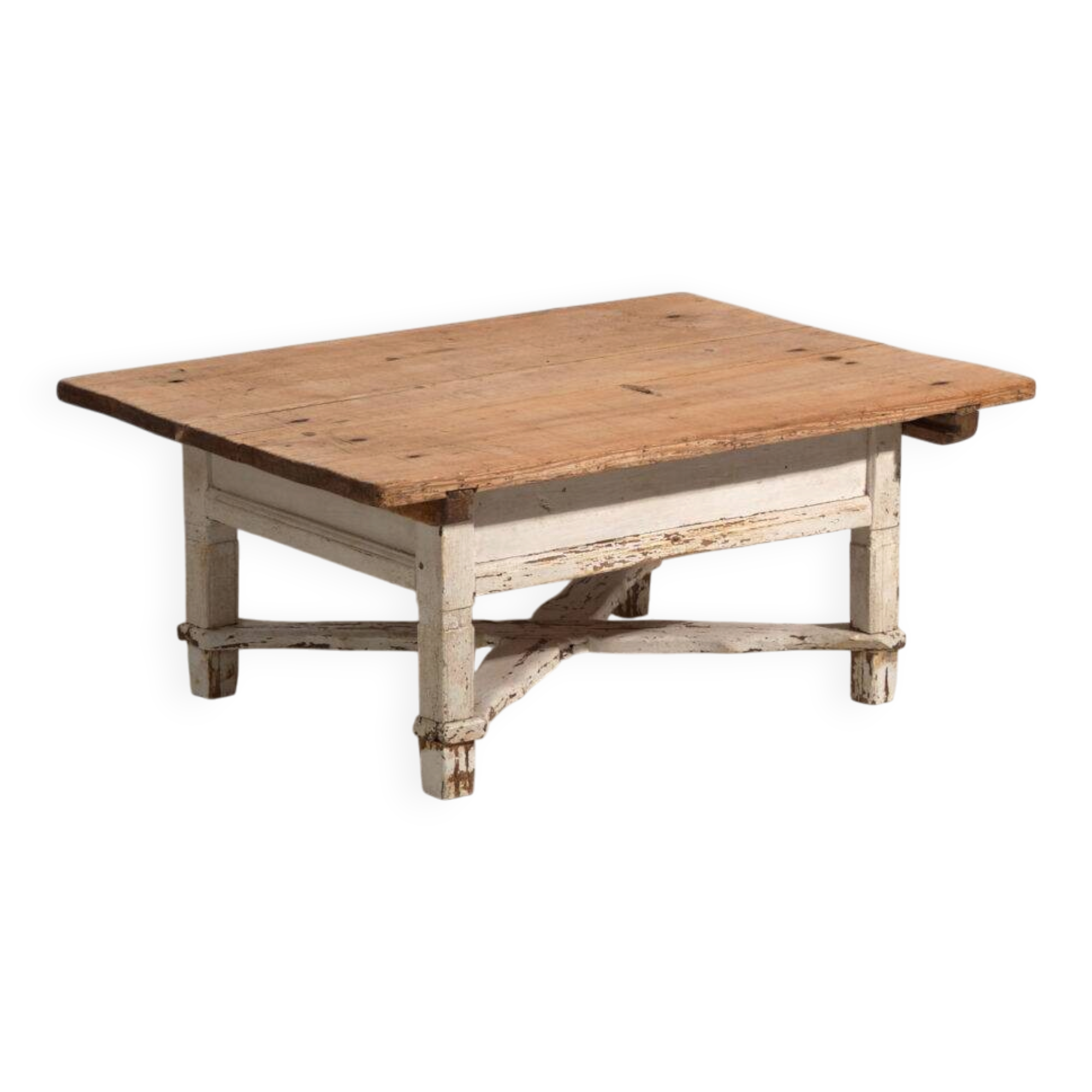 Antique pine coffee table – Central Europe, circa 1900