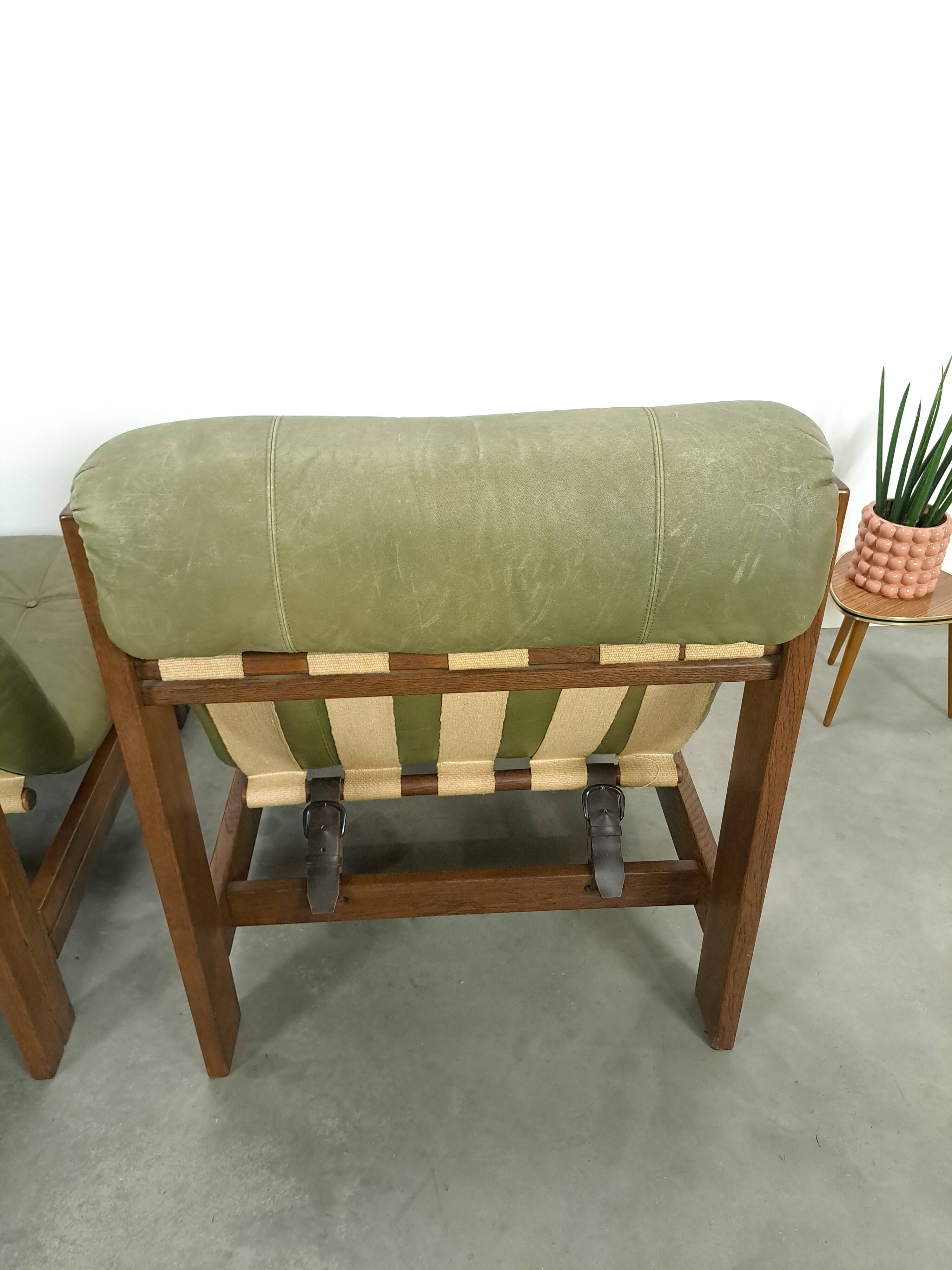 Green leather and oak wood armchair