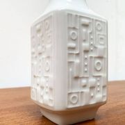 Brutalist porcelain vase from mid-century Wunsiedel Bavaria Porcelain, 1960s.