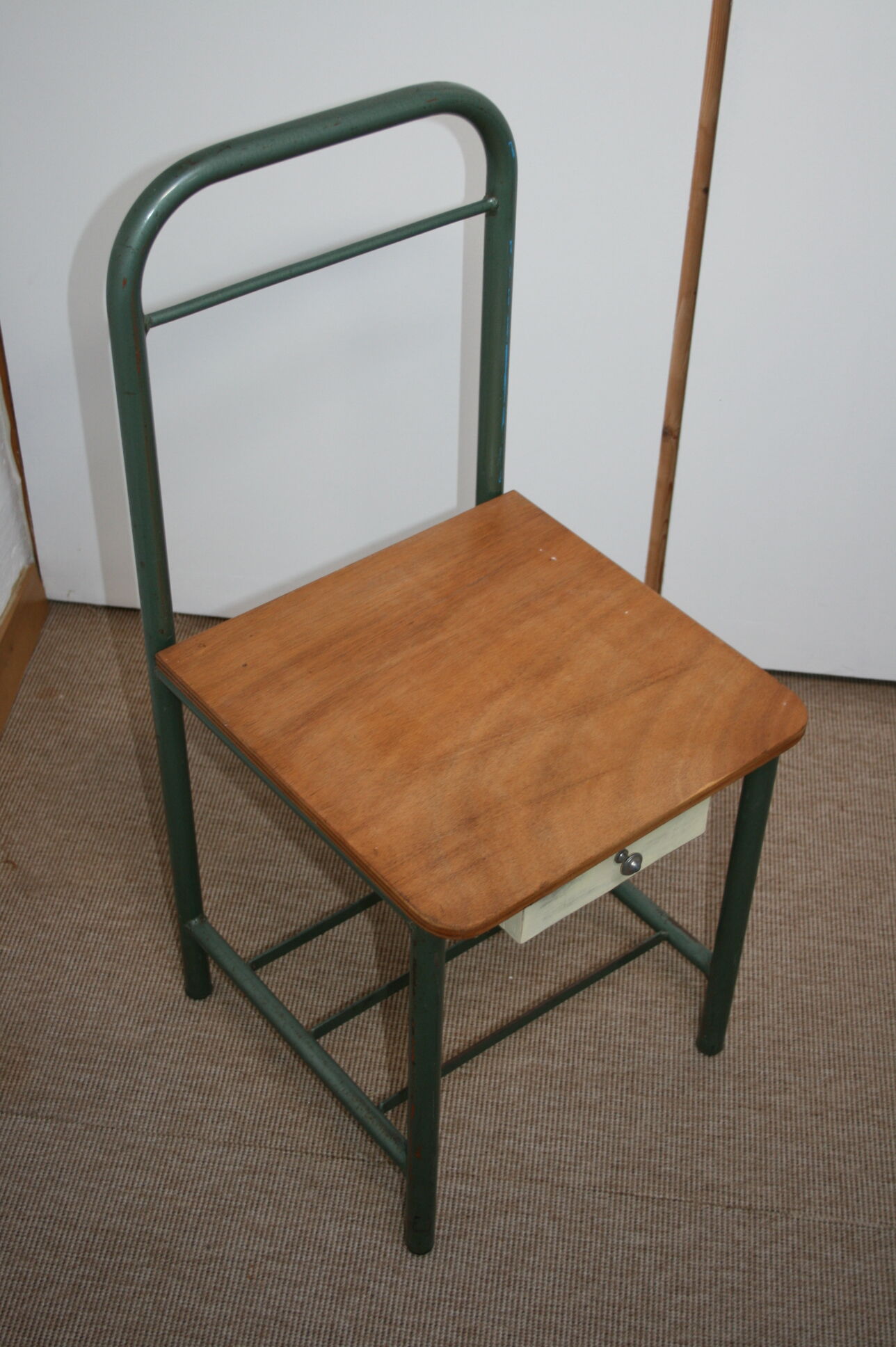 Boarding bedside of the 1960s