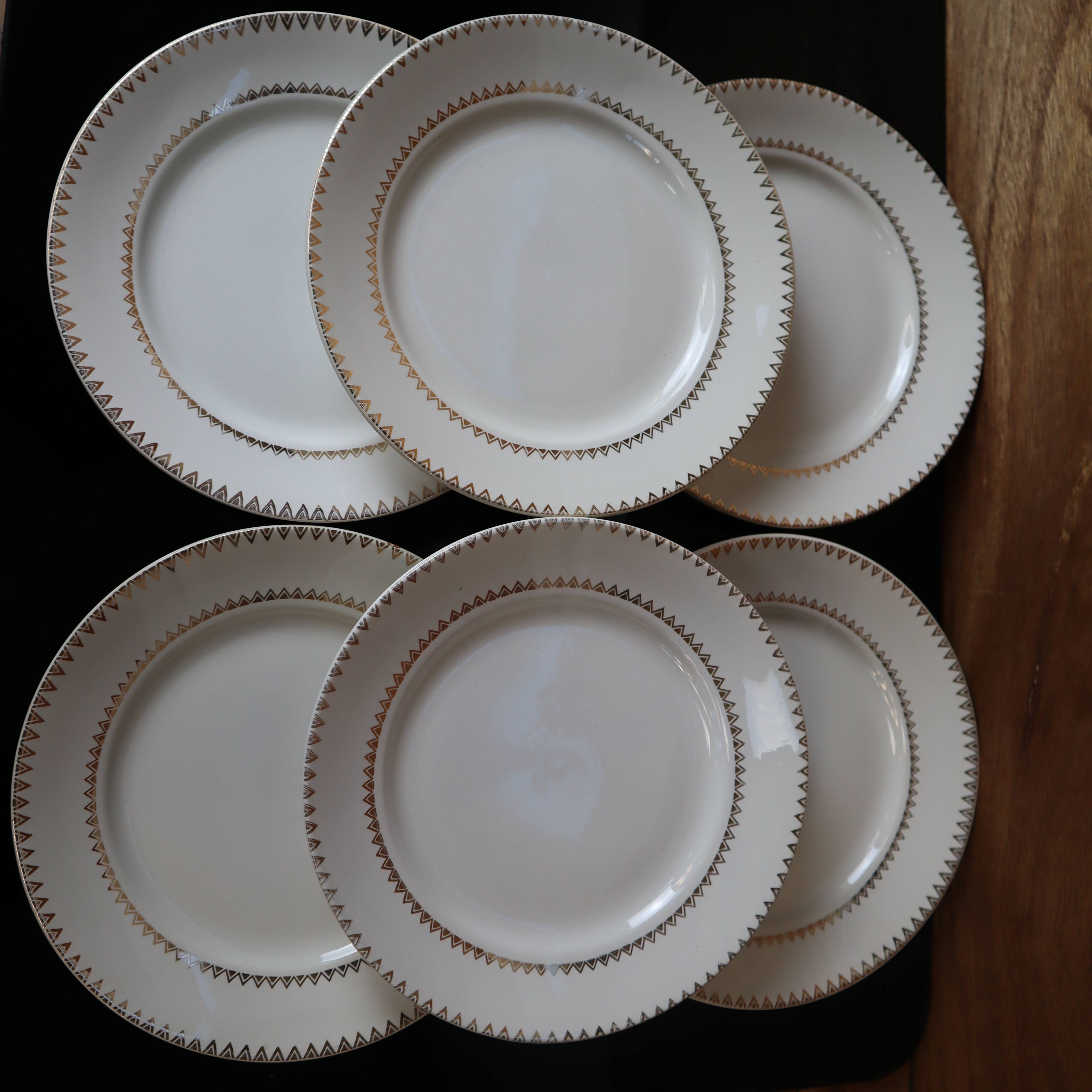 Set of 6 flat porcelain plates Golden Frieze
