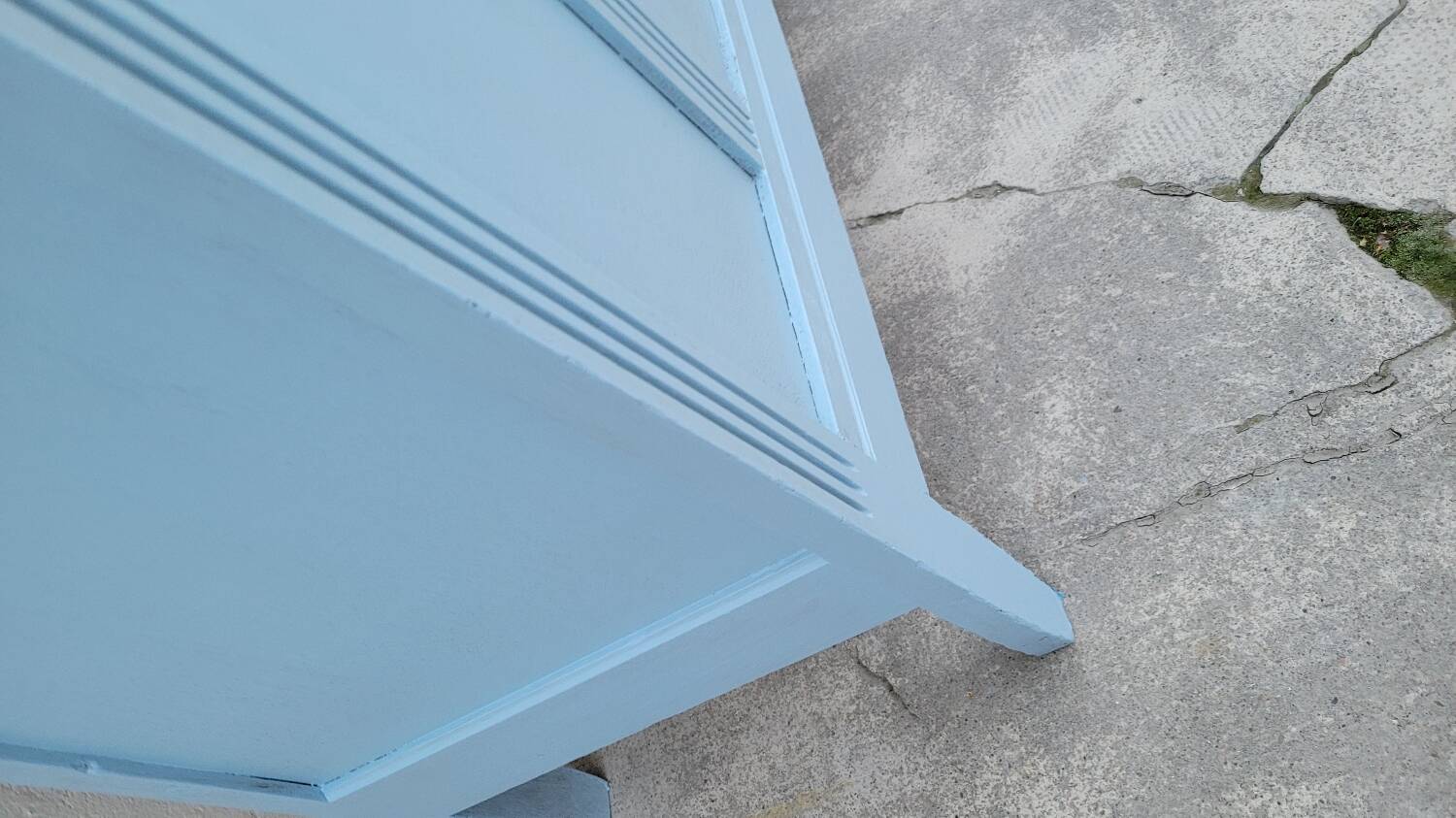 Parisian Art Deco armoire with beveled mirror and painted decoration