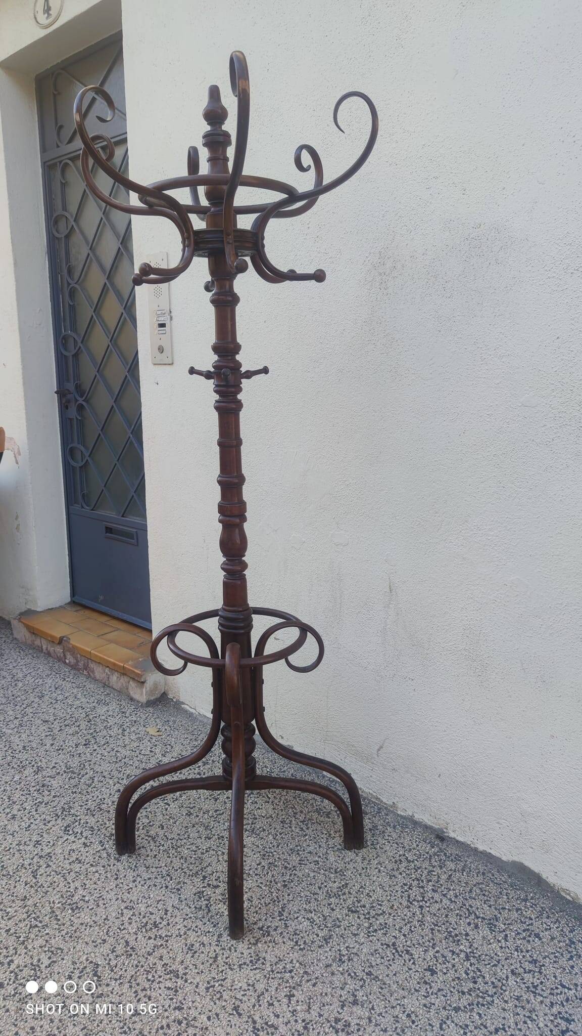 Coat rack called "Parrot" from bistro circa 1890