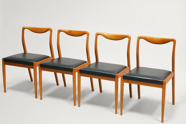 Lot de 4 chaises scandinaves vintage en bois — Années 60 — Style danois