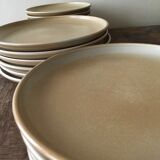 Lot of 11 dinner plates in beige sandstone Niderviller