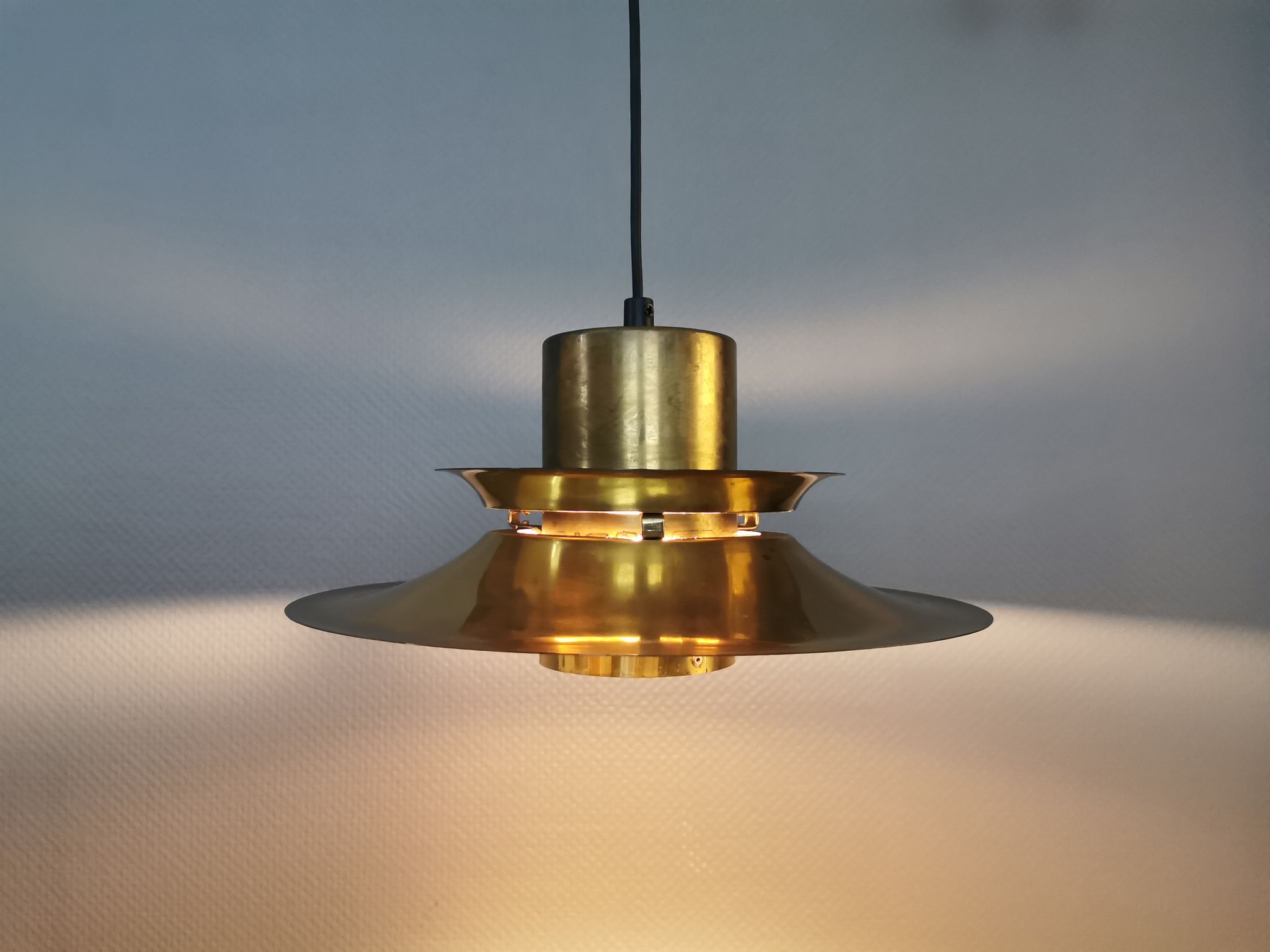 Hanging lamp from the 1970s-1980s, produced by Danish Vitrika, made of brass.