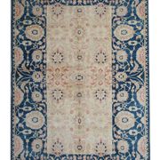 Tapis en laine crème floral Zeigler à nouer à la main, bleu clair, pour intérieur.