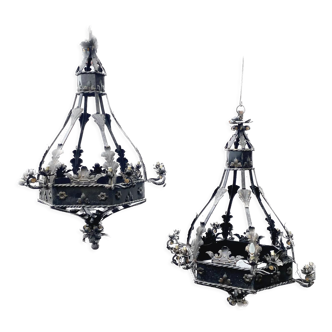 Pair of Renaissance style chandeliers in wrought iron has six arms of light XX century