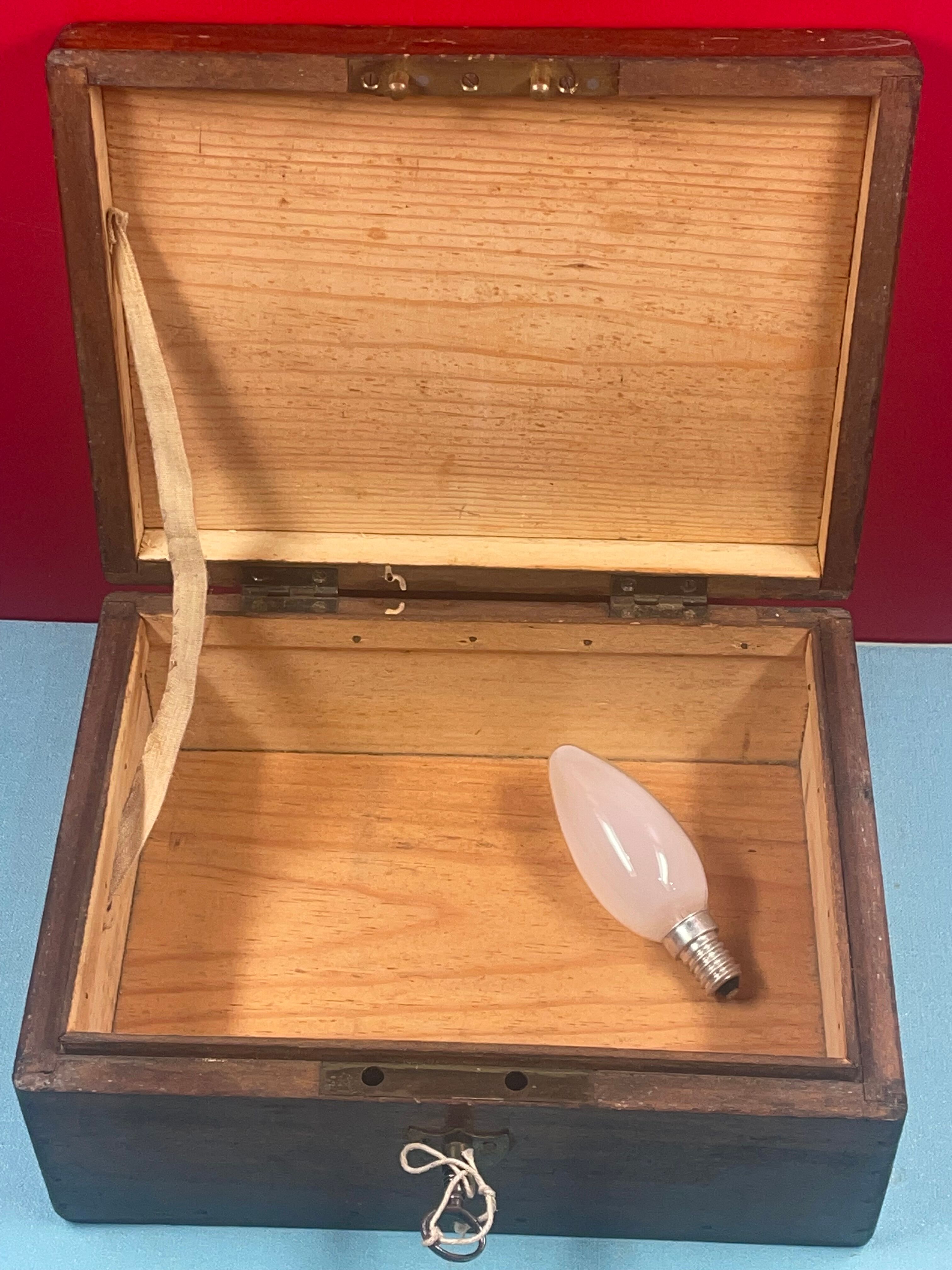 Wooden box with its key, vintage decoration