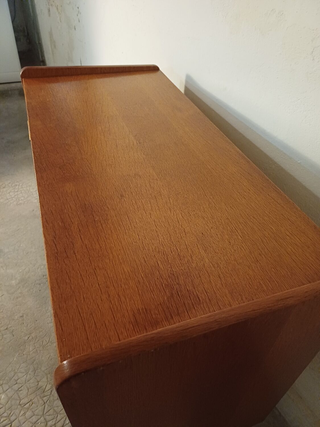 Vintage chest of drawers