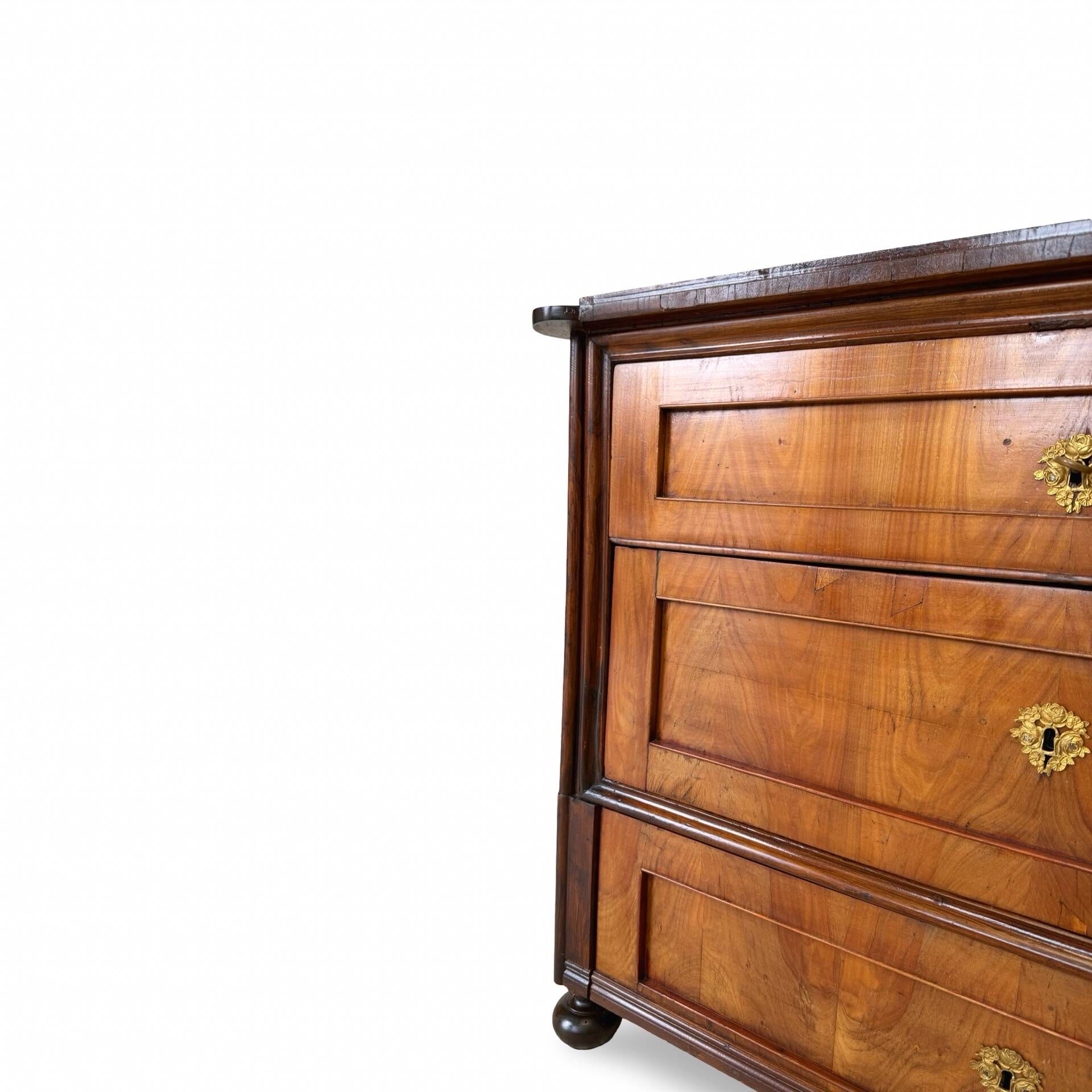 Small Antique walnut and walnut veneered Chest of Drawers – Neoclassic