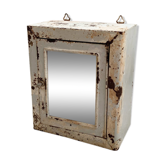 Armoire de pharmacie ou de toilette