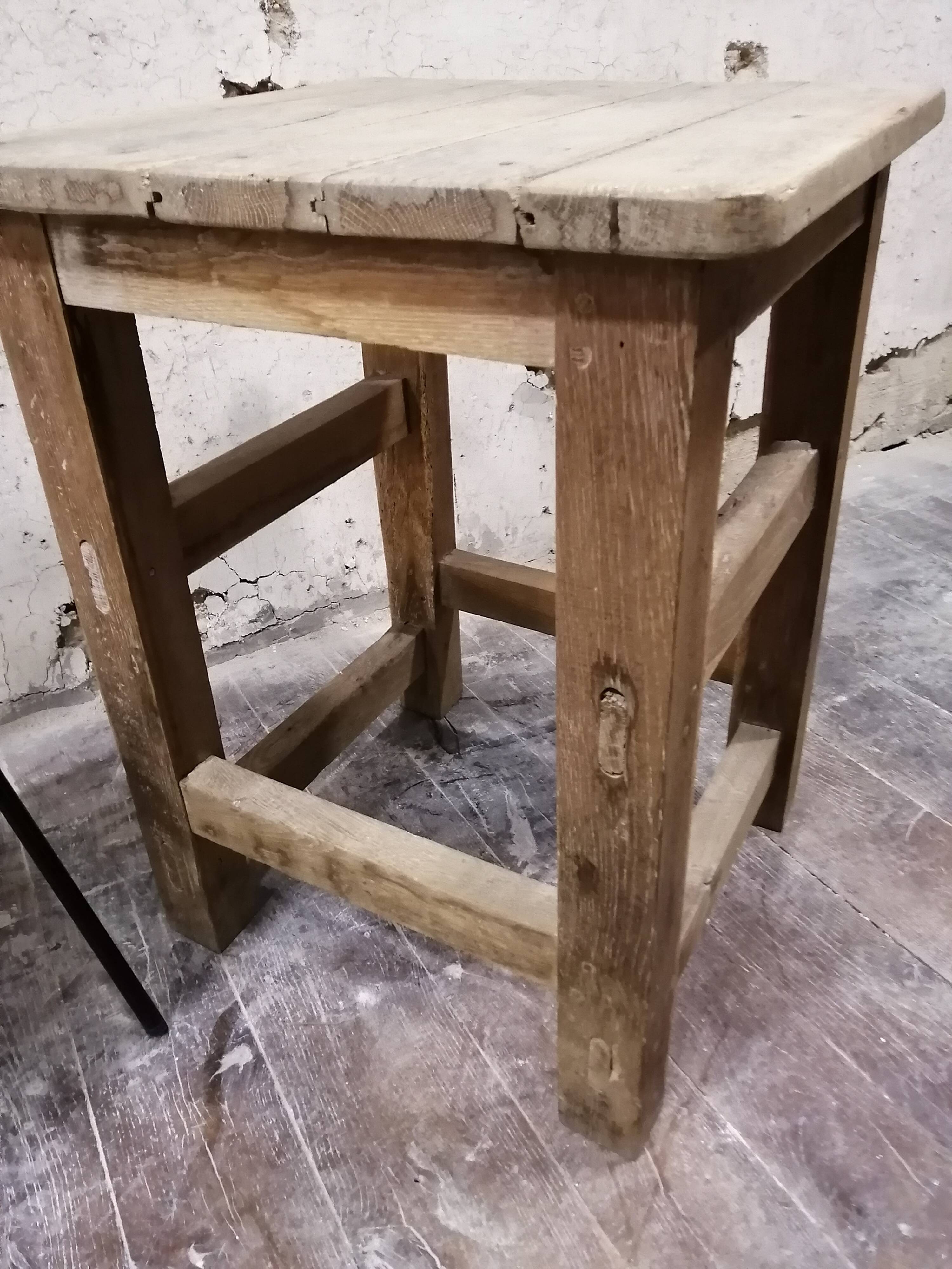 Old square workbench