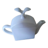 Coffee maker with duo cups