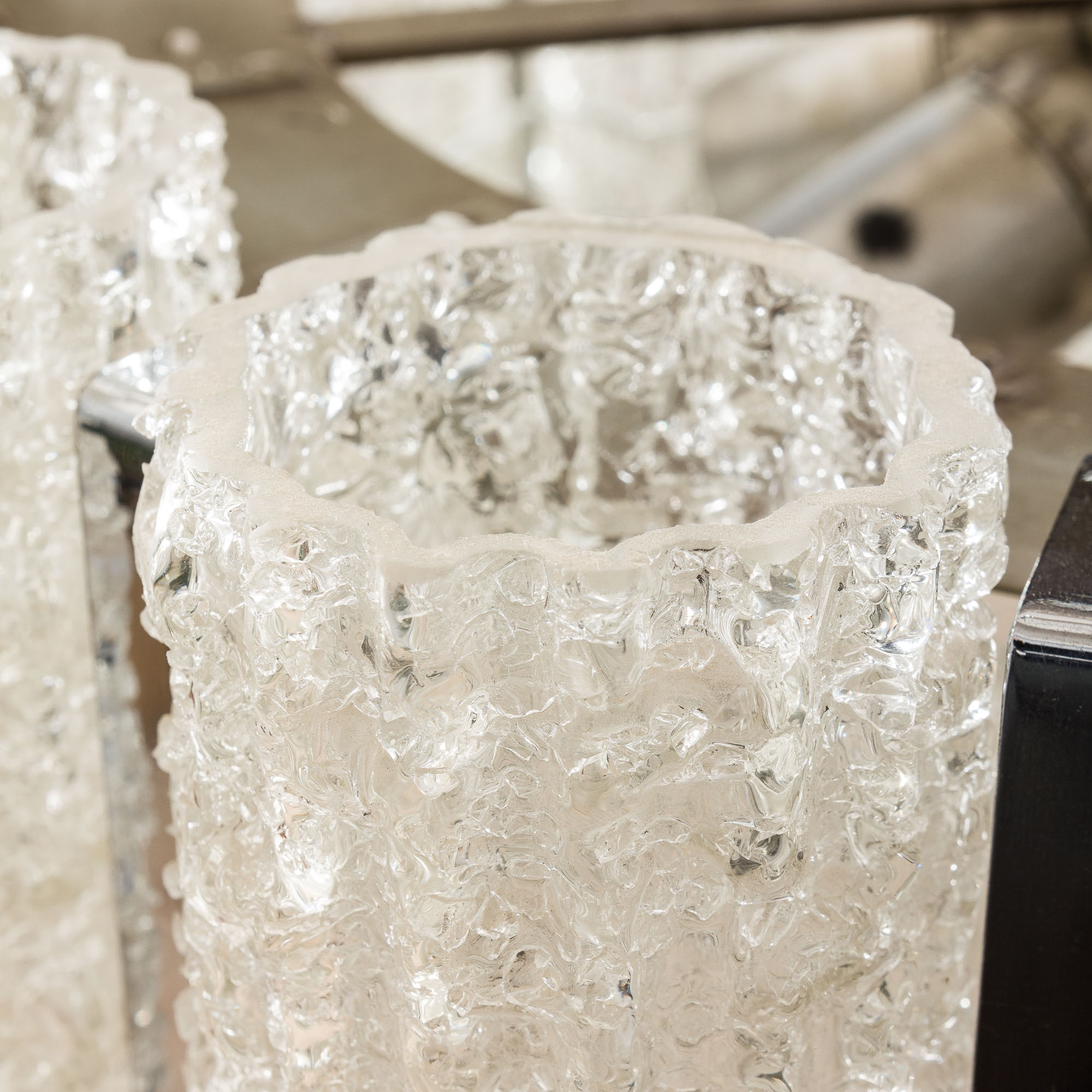 Murano glass chandelier with 17 frosted glass shades by Barovier and Tosso, Italy 1970s