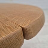 1970s, Danish foldable side table, solid oak wood, original condition.