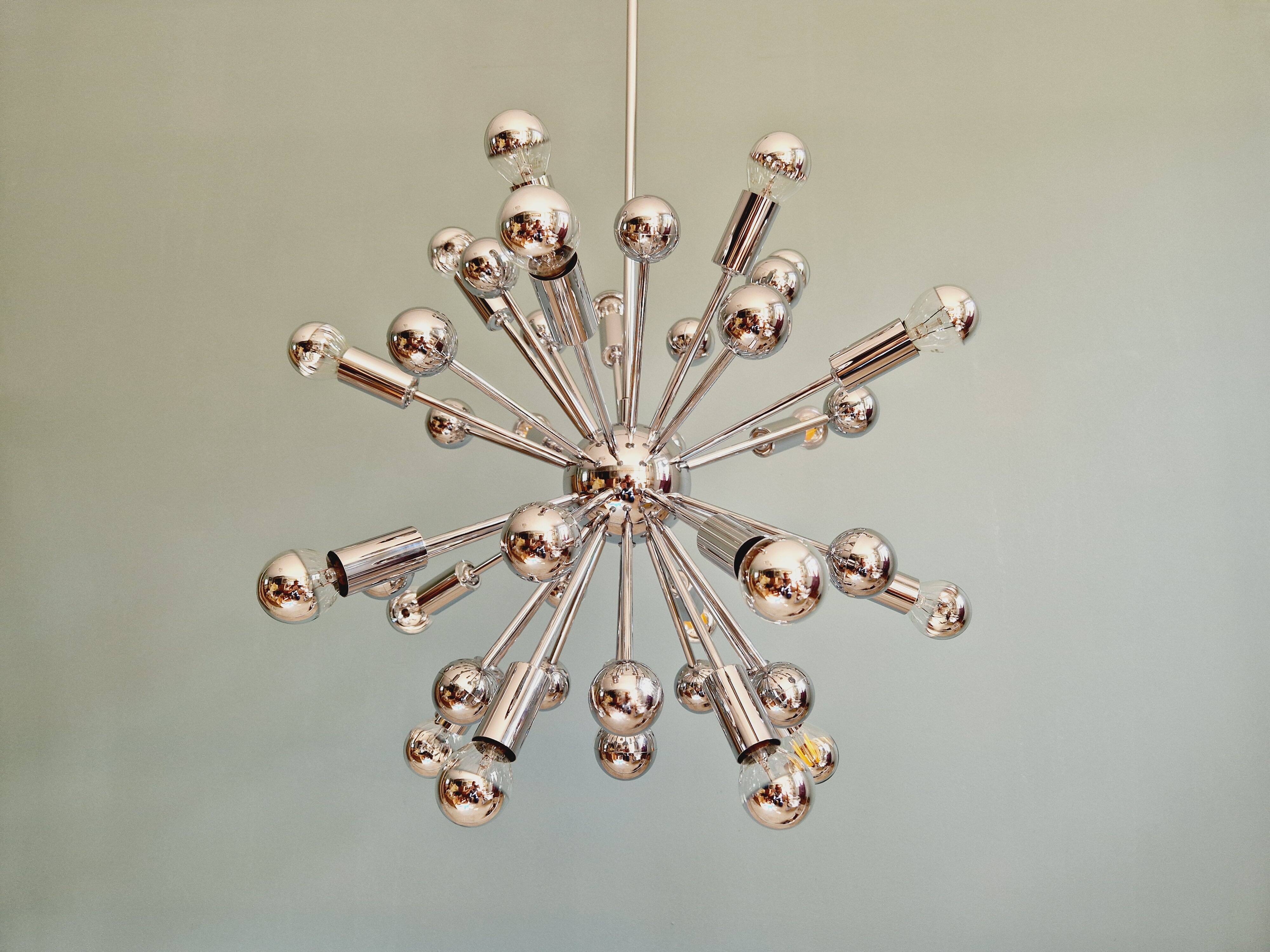 Sputnik chandelier in chrome metal, 20 light points, 70s