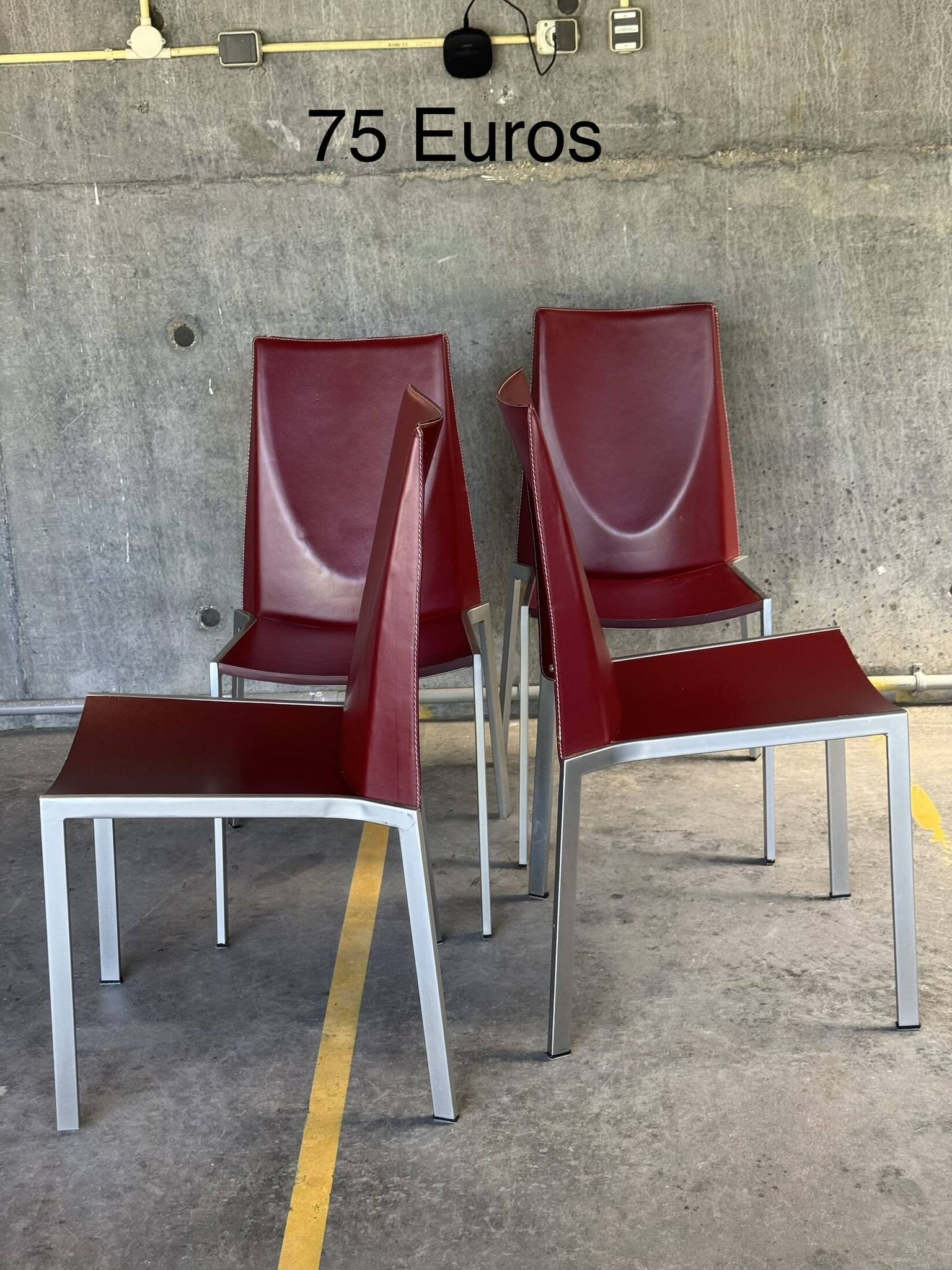 Ensemble de 4 chaises postmodernes italiennes