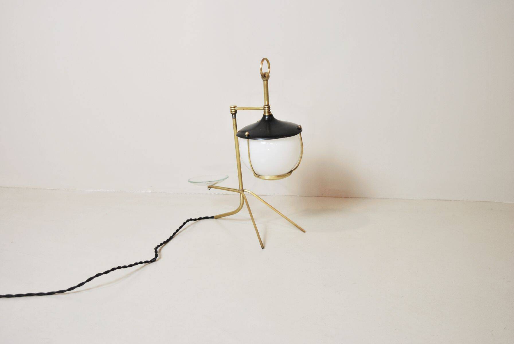Lampe de table en forme de lanterne en laiton, années 50