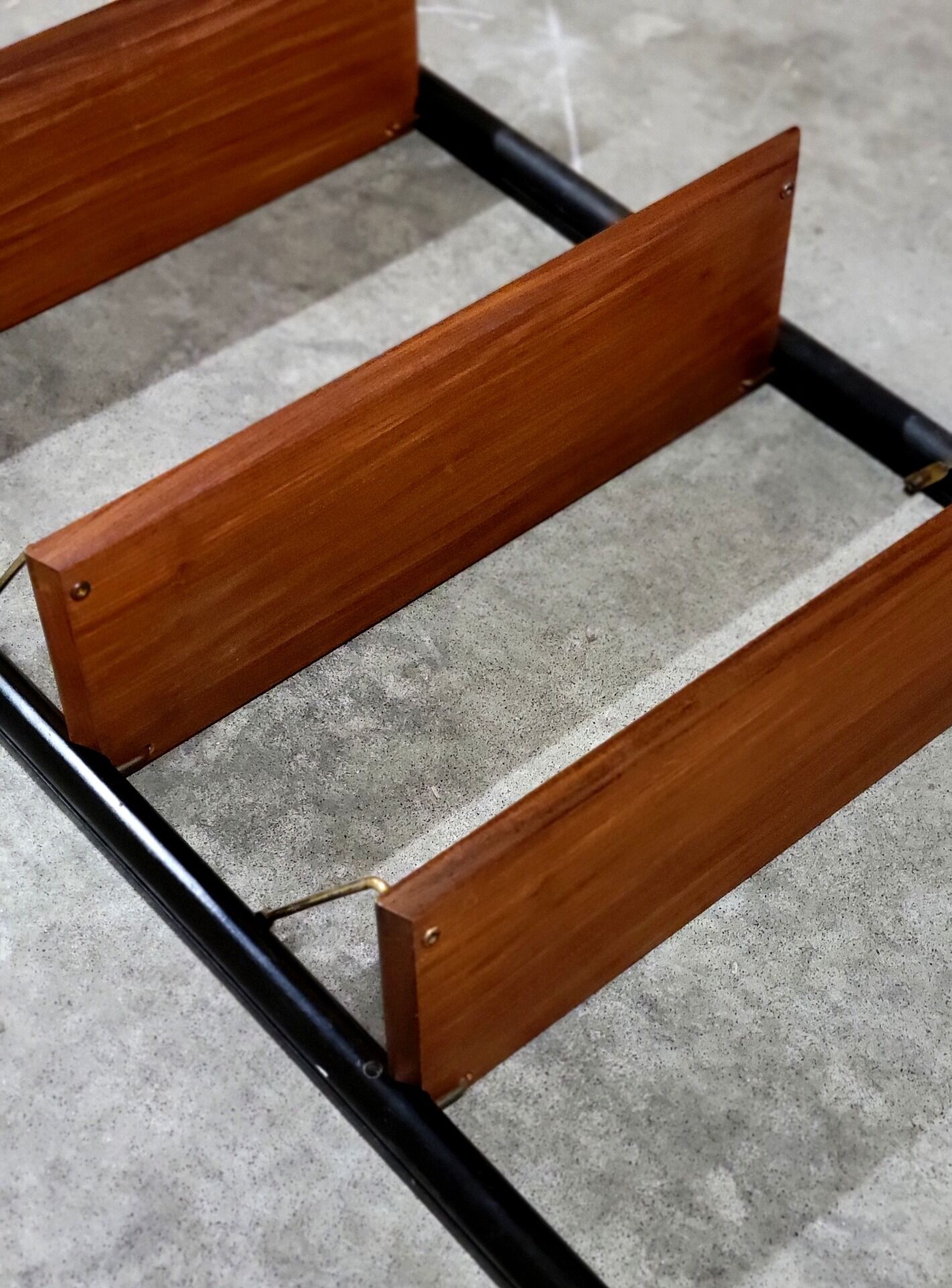 Wall system by Louis van Teeffelen for Wébé
