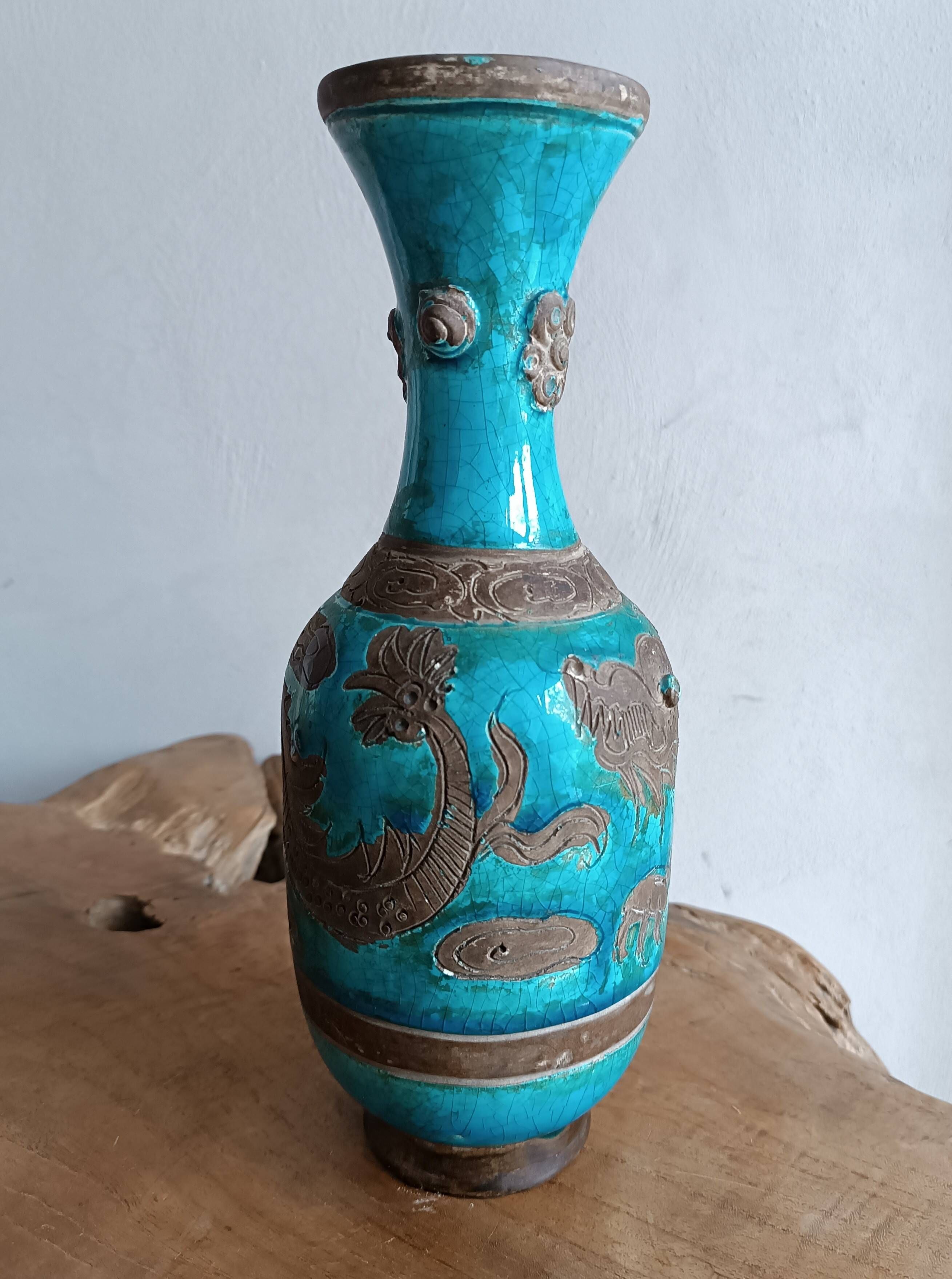 Ugo zaccagnini turquoise ceramic vase with dragon decoration