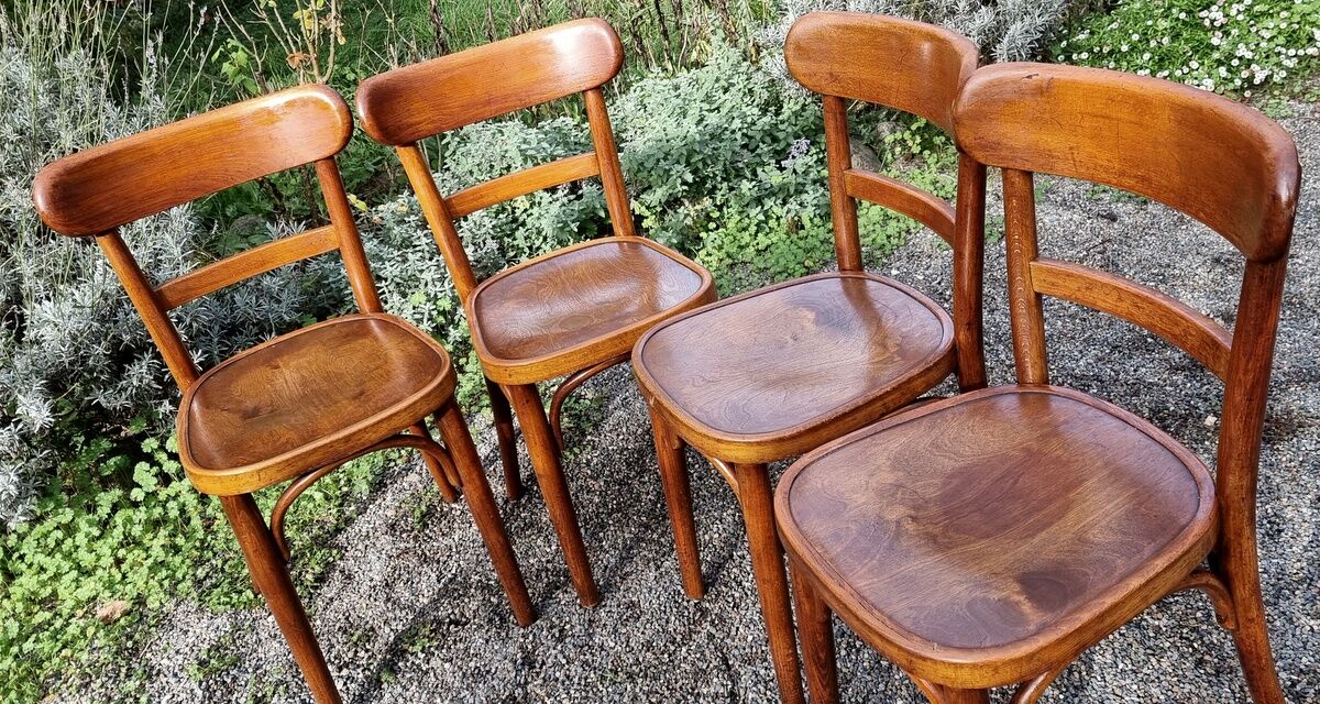 4 Horgen-Glarus bistro chairs 30s