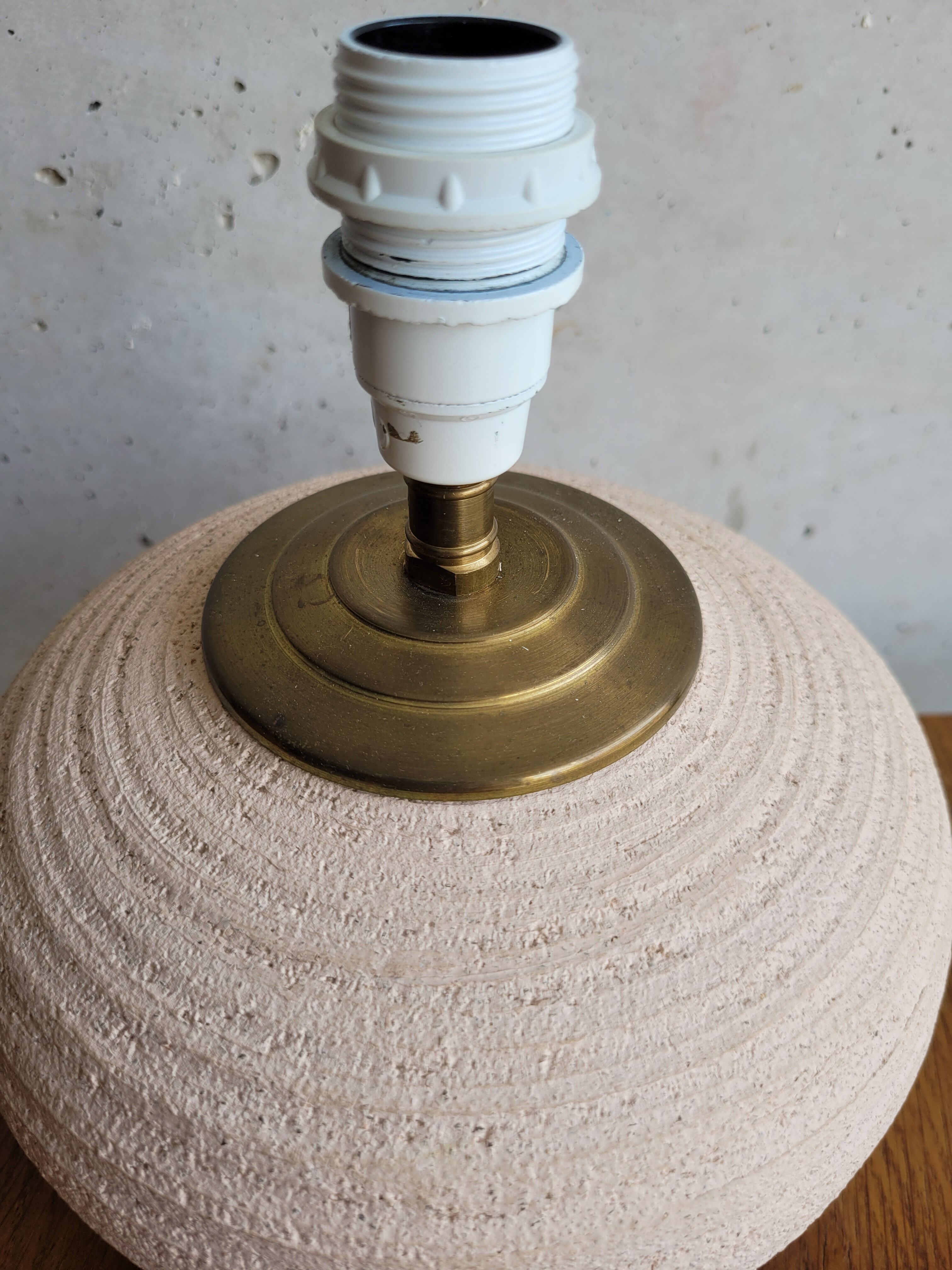 Vintage ball lamp foot