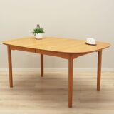Table en frêne, design danois, années 1960, designer : Gunnar Falsig, fabricant : Holstebro Möbelfabrik