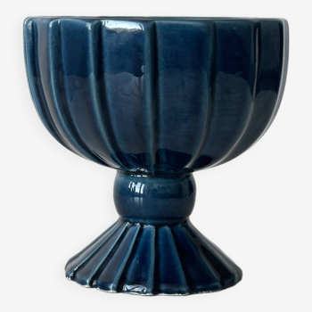 Blue stand bowl