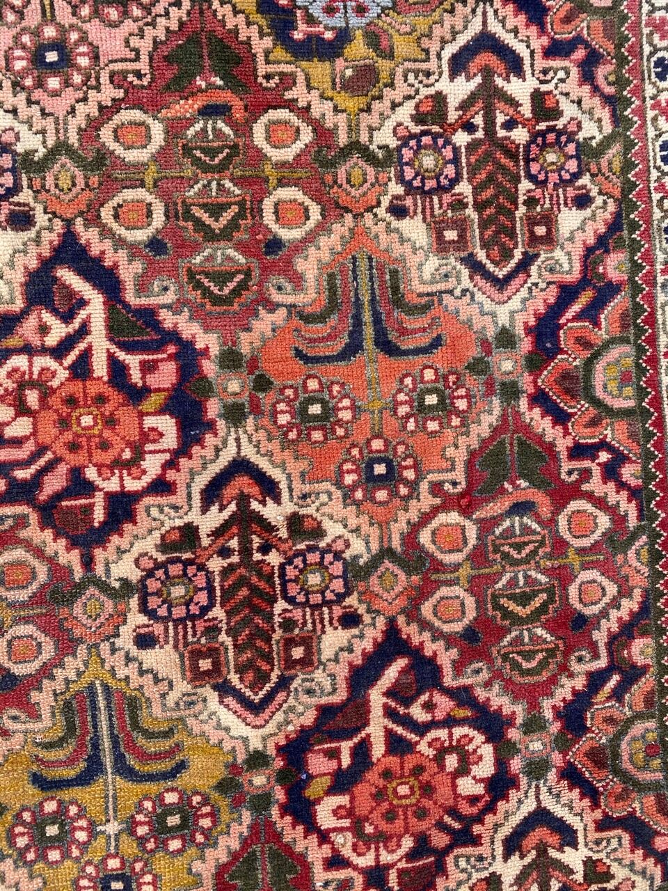 Bakhtiar Persian vintage carpet 210x296 cm