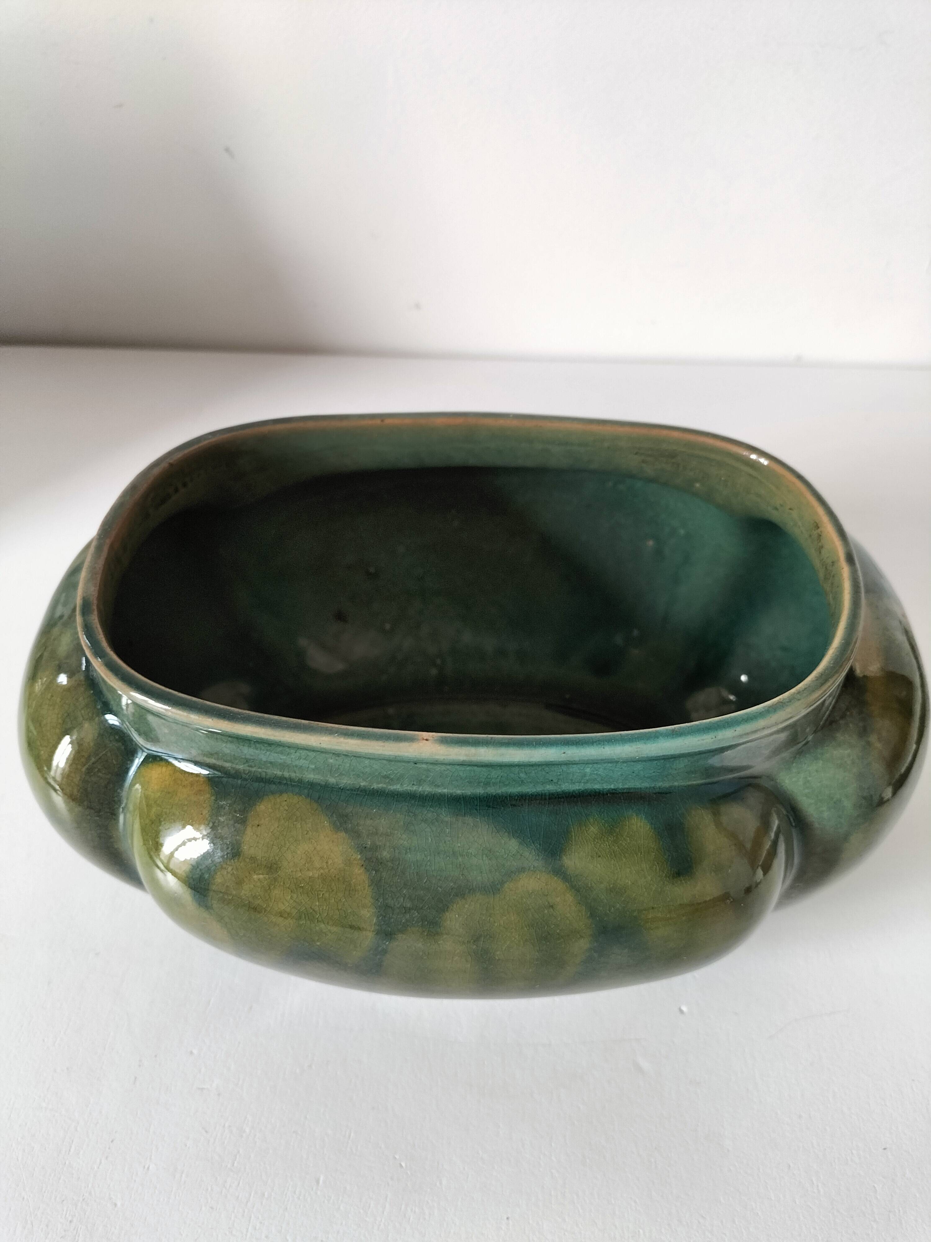Cache-pot Art déco lobé en faïence émaillée vert turquoise