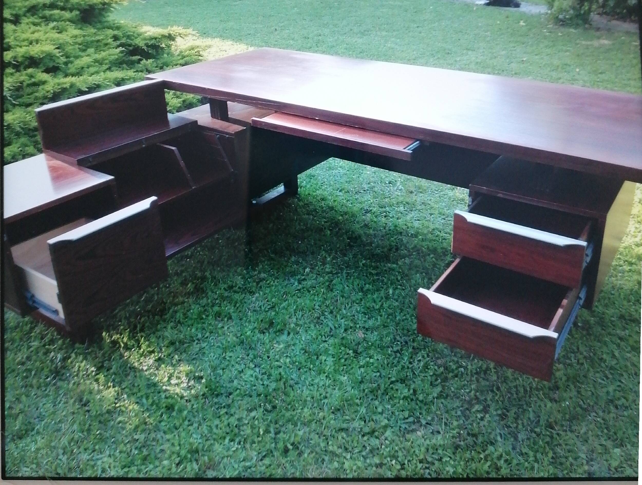 Bureau type "direction"