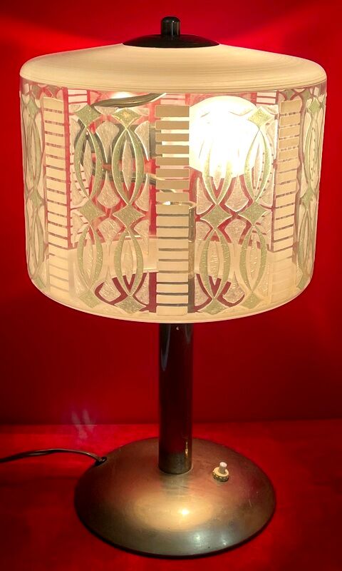 Lampe art deco verrerie émaillée à décor géométrique & d'arabesques