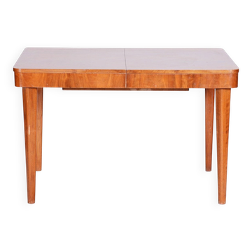 Table à manger par Jindrich Halabala pour UP Závody, années 1940.