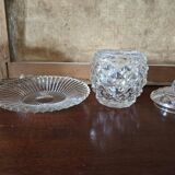 Pair of covered pots in cut crystal shaped like pineapples with stands – H 19 cm
