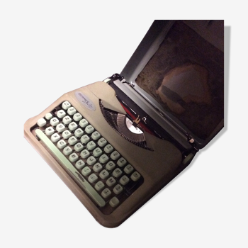 Vintage hermes baby typewriter