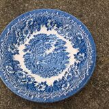 English Ironstone Tableware Ltd (EIT) "Kingswood" blue-white cups and saucers