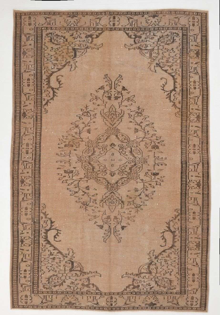 Classic floral brown vintage  rug