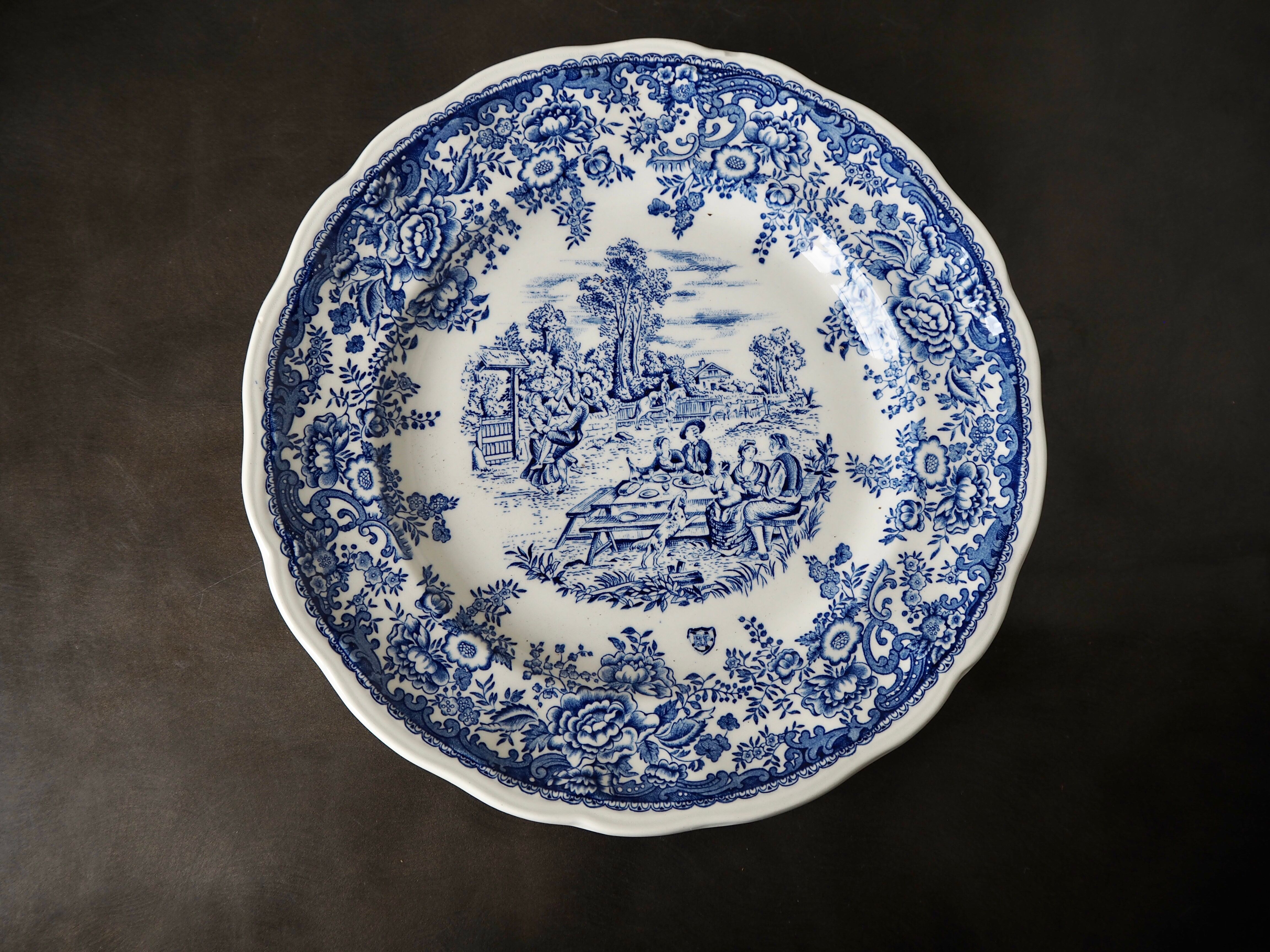 Set of 15 diner plates with English motifs Lunéville