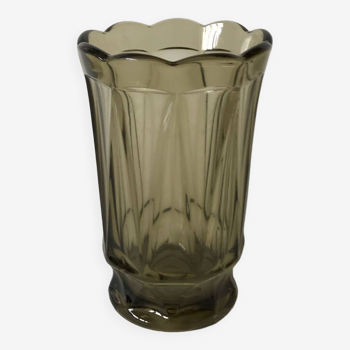 Petit vase en verre fumé années 70