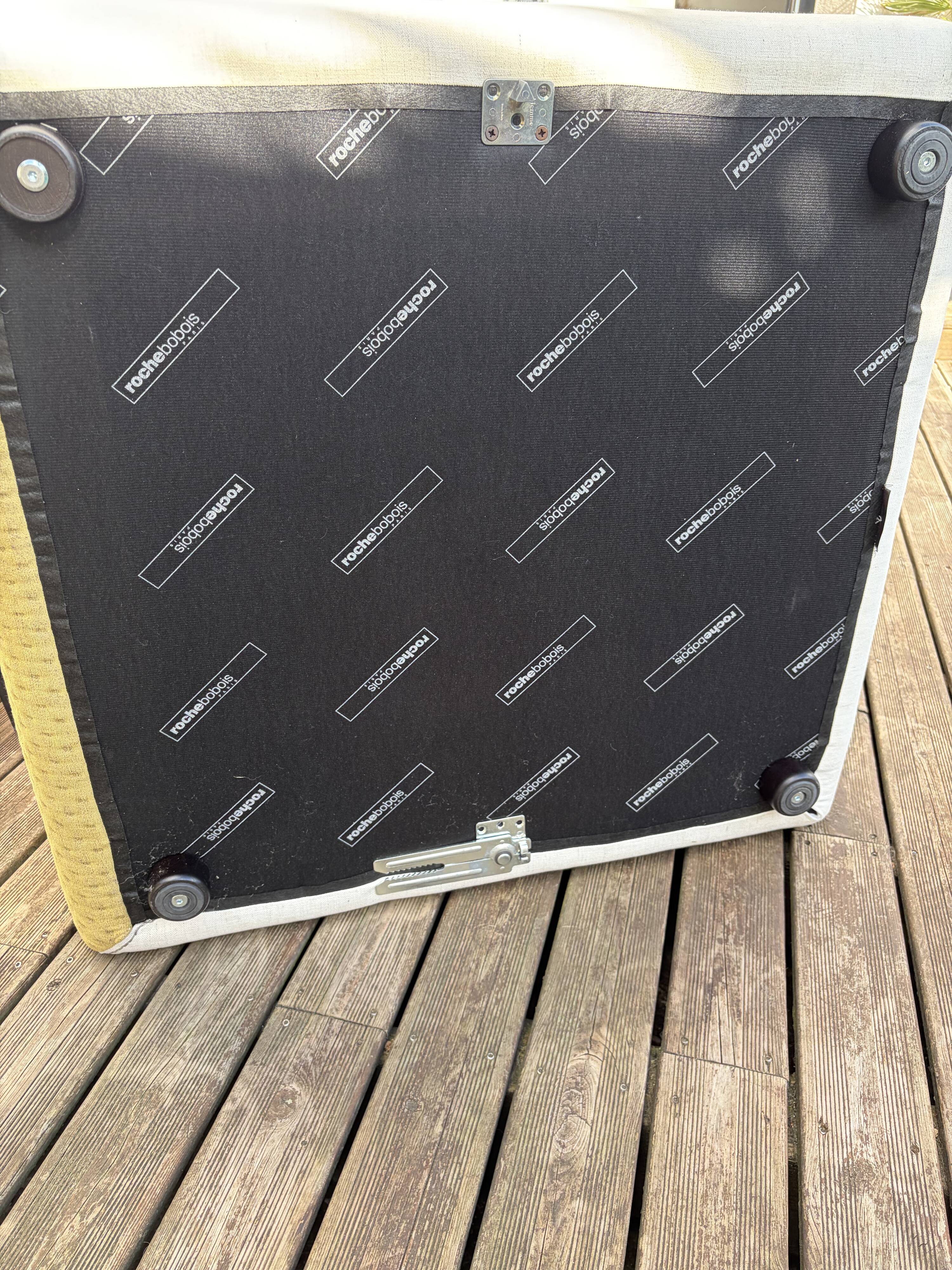 Pair of Roche Bobois armchairs, Calm Time.