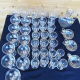 43-piece crystal service