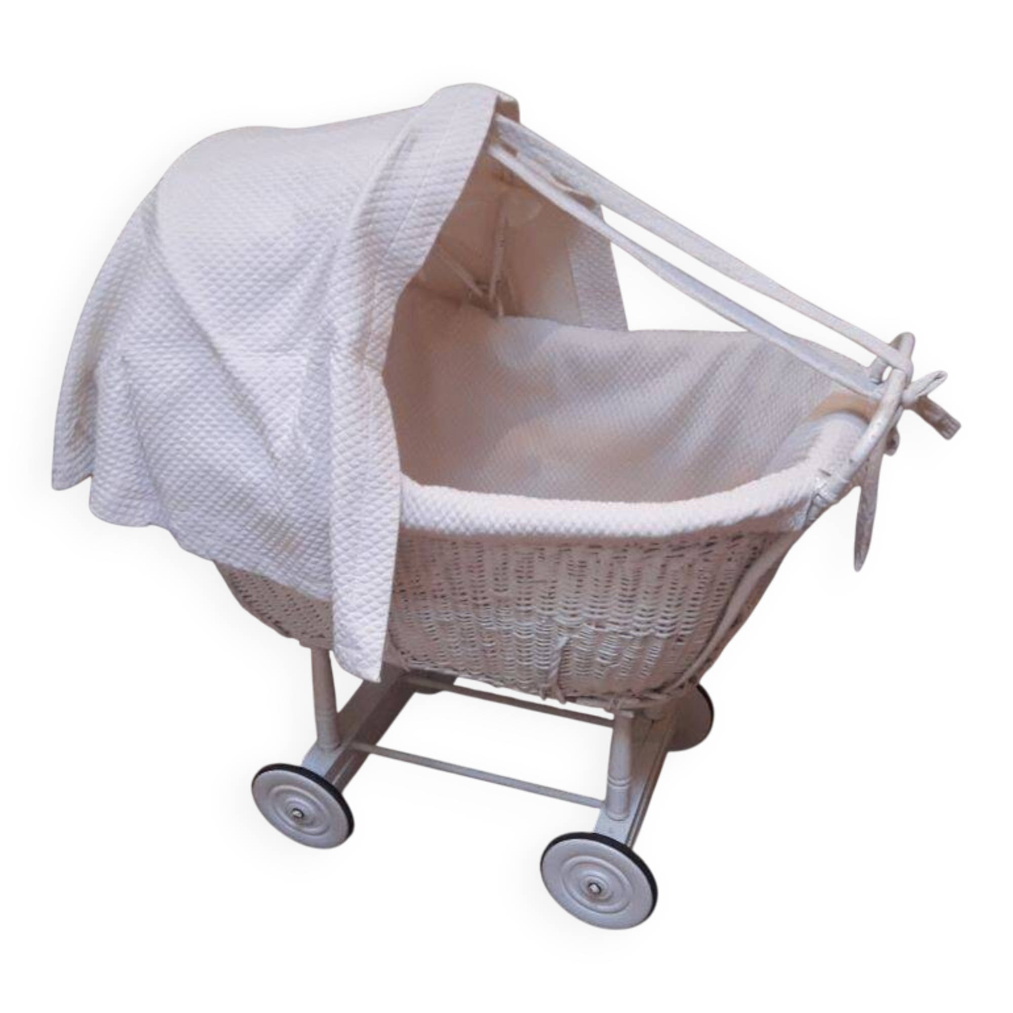 Wicker and painted wood baby cradle