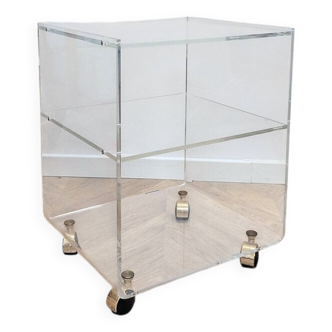 Table basse en plexiglass
