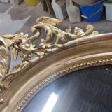 Pediment mirror in gold medallion with gold leaf 1840
