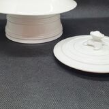 Cup with plate and lid